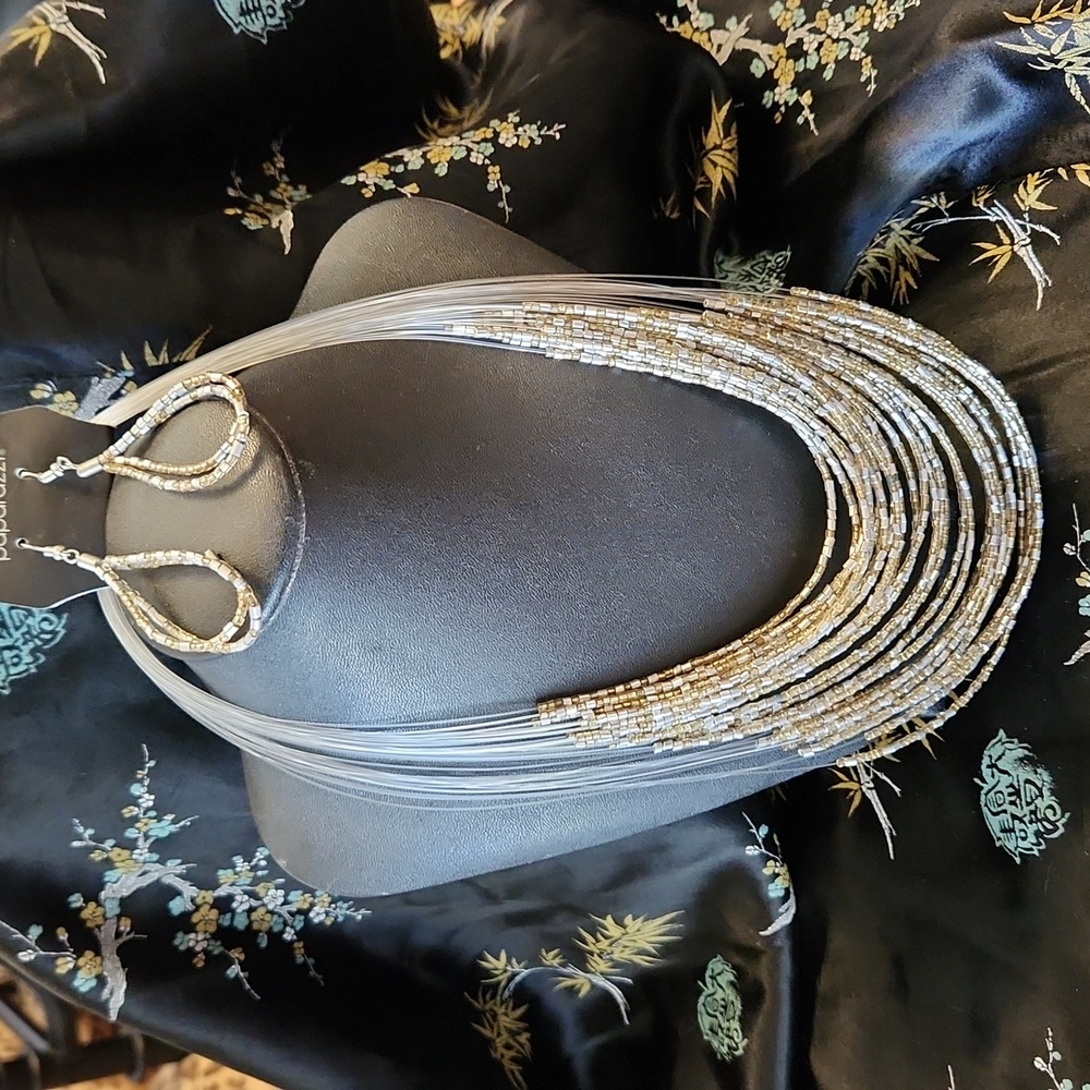 Paparazzi Silver & Gold Illusion Necklace